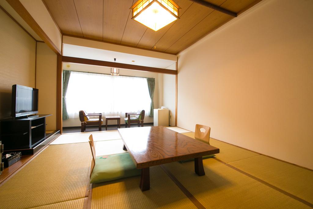 Kinosato Yamanoyu Hotell Kokonoe Exteriör bild